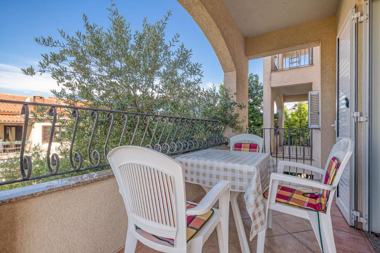 דירות פורץ House Laura 200M From The Beach And The Center מראה חיצוני תמונה